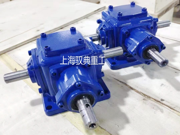 T系列螺旋錐齒輪轉(zhuǎn)向箱