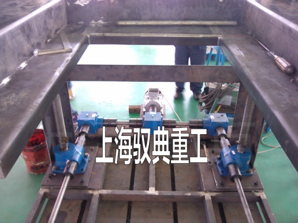 SWL絲桿升降機與HD換向器組合升降平臺圖片